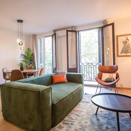 12crc1038 - Big & Cozy 2bed In The Barcelona