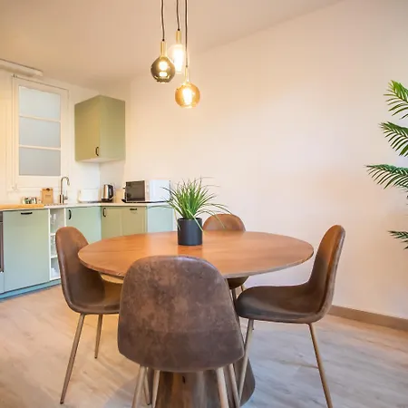 12crc1038 - Big & Cozy 2bed In The Barcelona