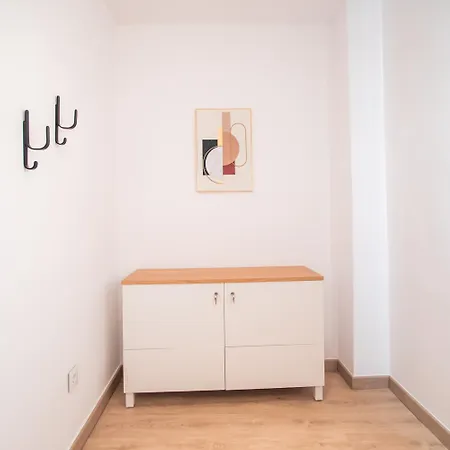 Apartment 12crc1038 - Big & Cozy 2bed In The